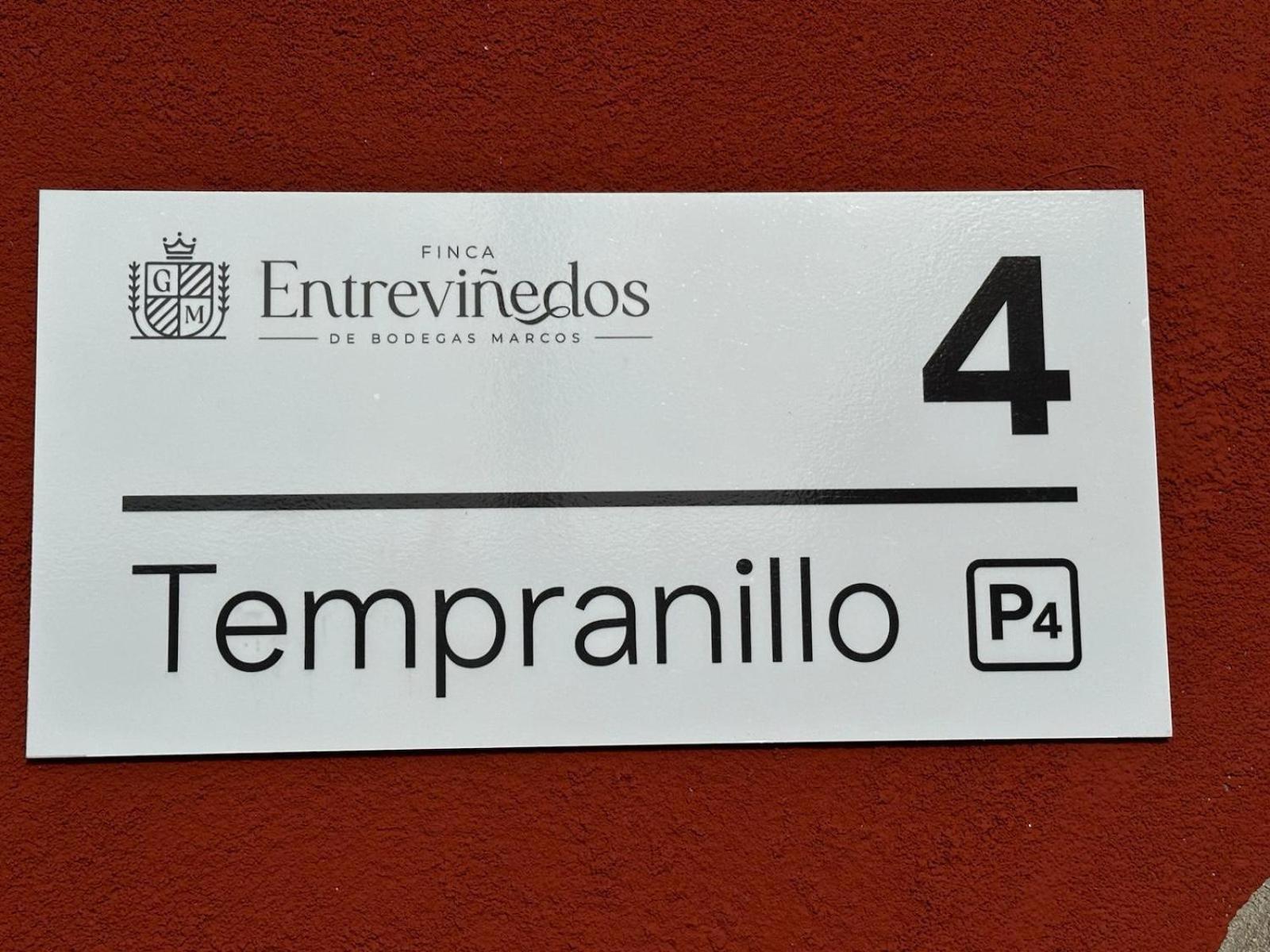 Finca Entrevinedos De Bodegas Marcos Peñafiel Dış mekan fotoğraf